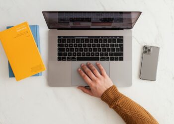 Simak Tips Belajar Adobe Illustrator Mudah & Cepat Untuk Pemula